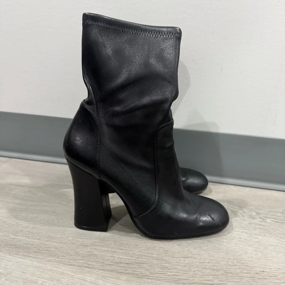Stuart Weitzman Boots Curveblock 109 Ankle Booties in Napa Leather Black